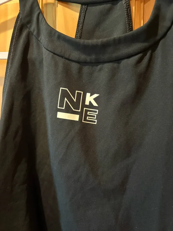 Nike Pro Dri-FIT Women's Cropped Training Tank Top black iron grey size S - Image 3