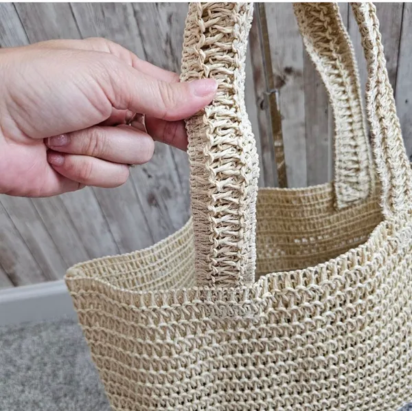 Burberry goddess straw tote bag  - Image 3
