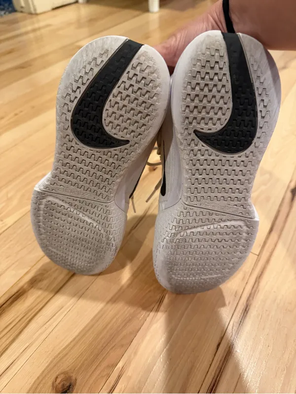 Nike Court Air Zoom Vapor Pro women’s tennis shoes size 7.5 - Image 4