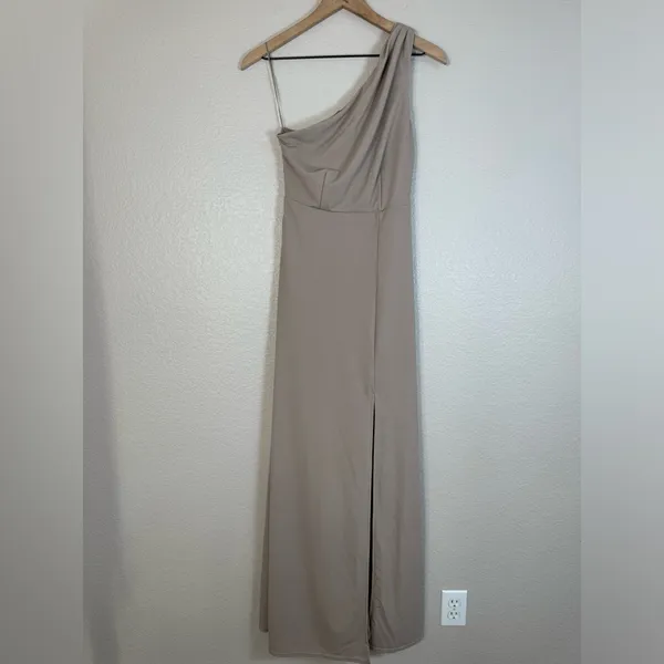 NEW Birdy Grey Kira Bridesmaid Dress With Slit In Chiffon Taupe size XS $105 - Image 4