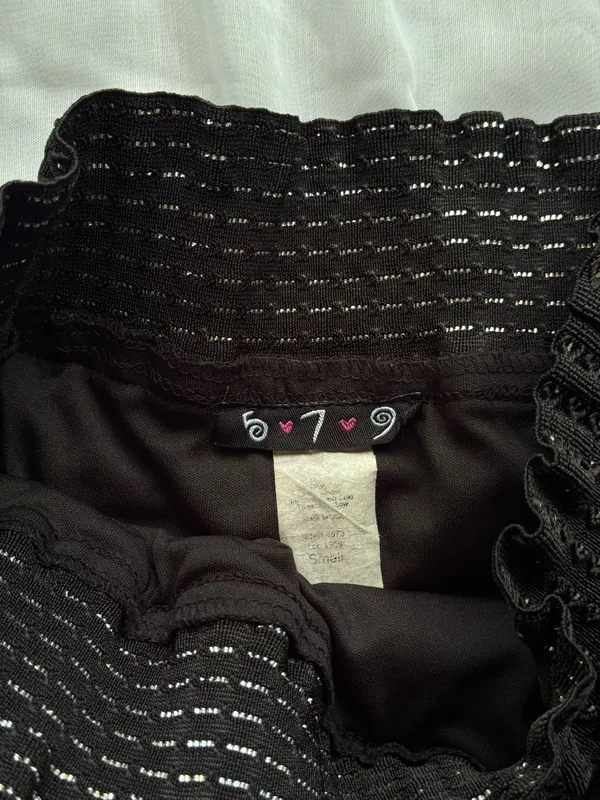 Y2K True Vintage 579 black Ruffle Mini Skirt with Sparkle Waistband - Image 3