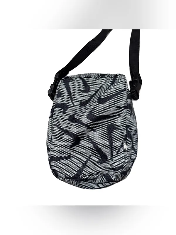 Nike Crossbody Bag Women's OS Travel Sport Purse Zipper Swoosh Logo Casual - Image 4