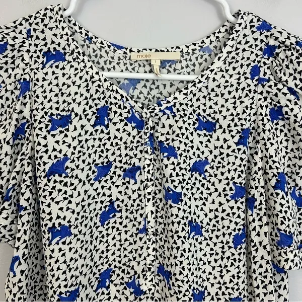 MAJE Lensam Floral Leaf Blue/White V-neck Short Puff Shoulder Blouse Size Small - Image 8