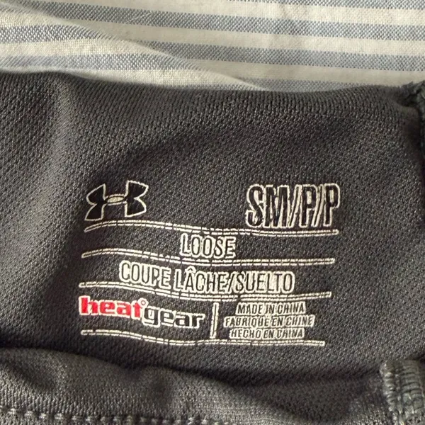 Under Armour Gray Shorts - Image 4