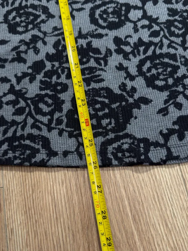 Floral Pattern Grey Crewneck Long Sleeve Top‎ Size L - Image 5