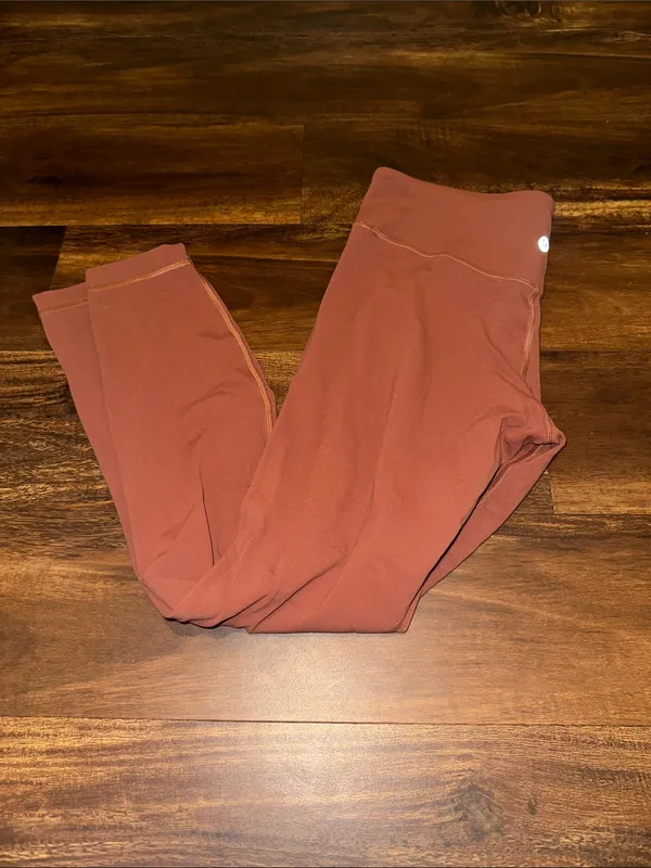 Lululemon Ancient Copper Align Low-Rise Pant 25” in Size 8 - Image 2