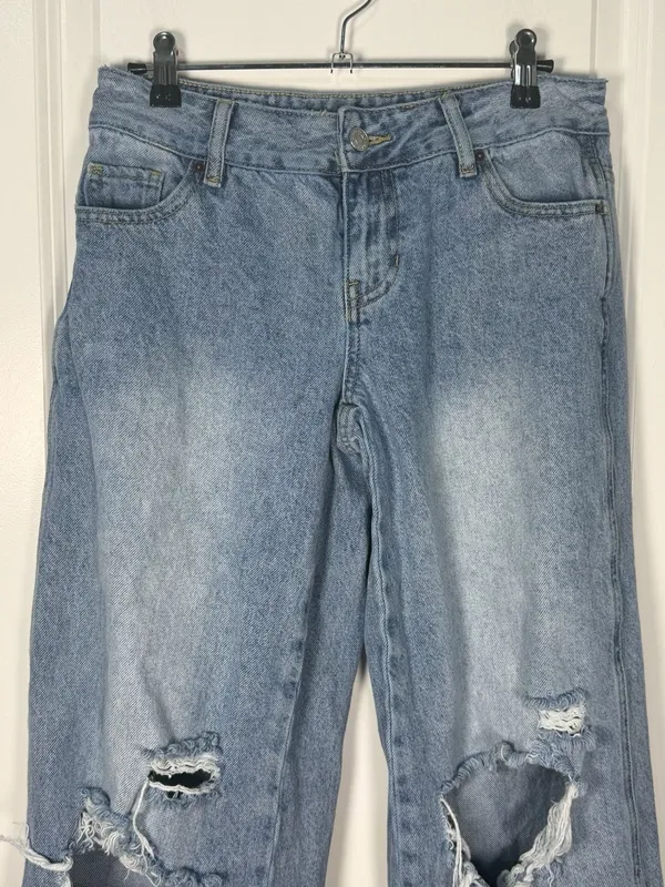 PacSun Low Rise Baggy Ripped Denim Jeans - Image 4