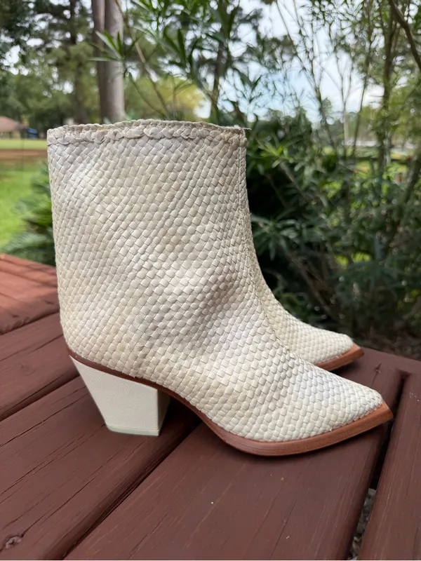 Miista Bondi Off White Woven Leather Western Ankle Boots Size US 7.5 $390 - Image 4