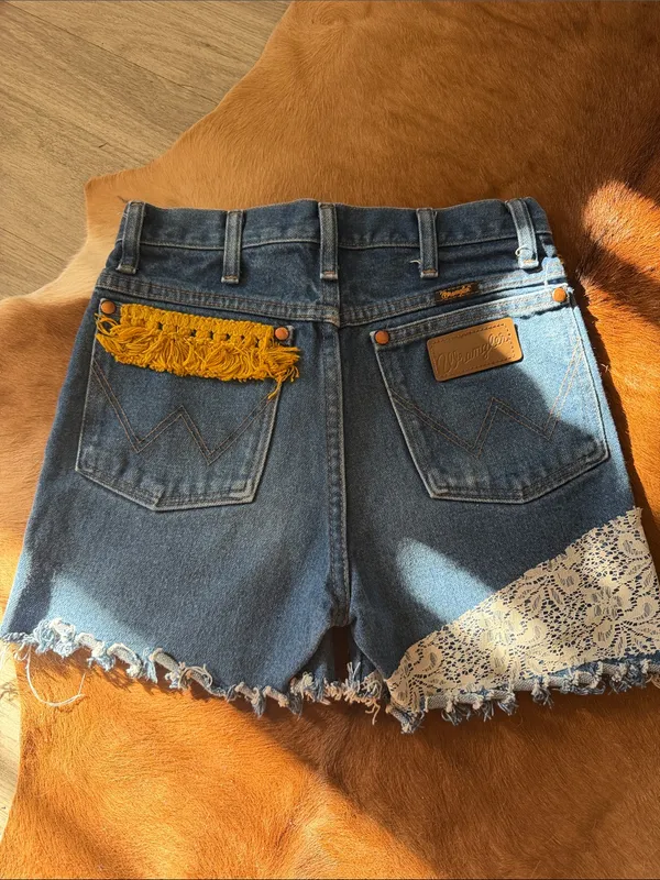 Reworked Vintage Wrangler Denim Shorts Size 27 Lace & Fringe Accent Boho Western - Image 3