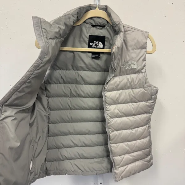 The North Face Womens Aconcagua 3 Vest Down Feather Light Gray Medium Athleisure - Image 3