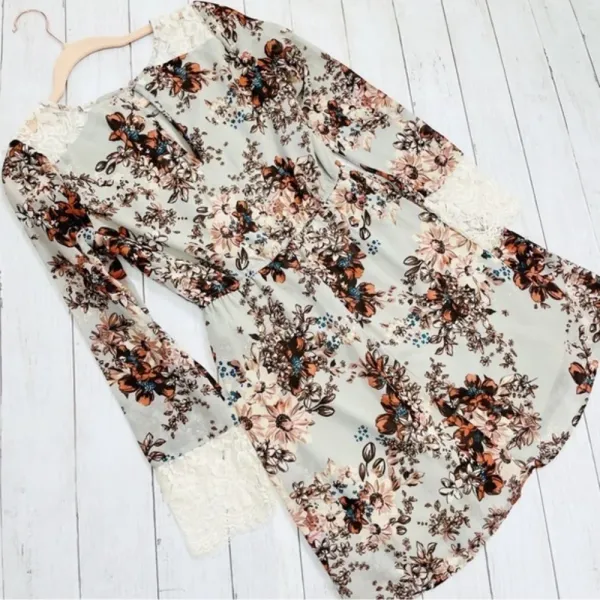 Charlotte Ruse‎ Floral Elastic Waist Size XS - Image 5