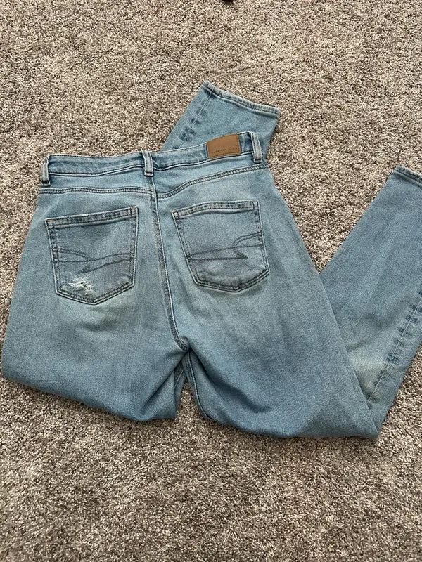 American Eagle Mom Jeans - Image 6