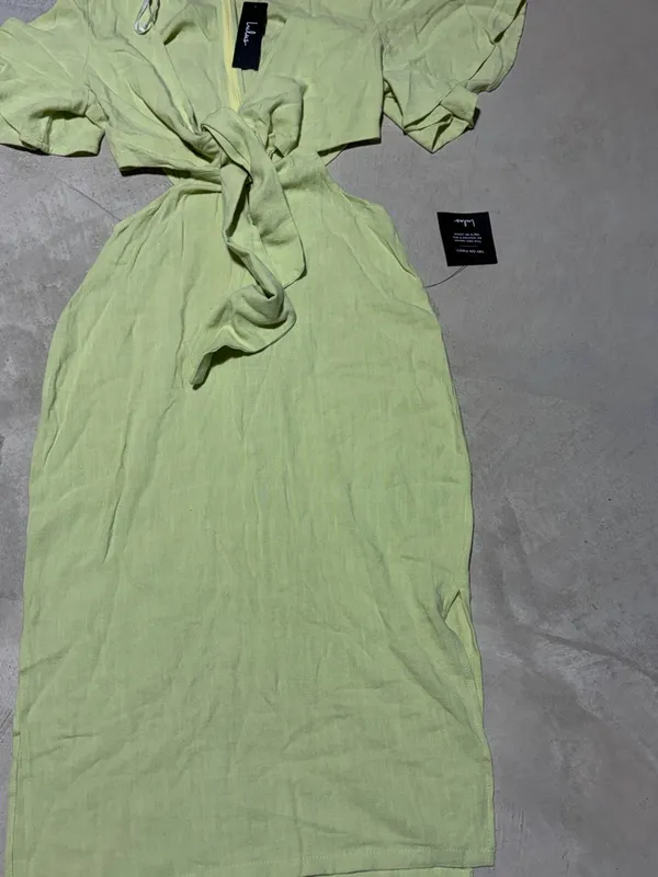 NWT Lulus summer journey Lime Green Tie-Front cutout Midi Dress small - Image 4