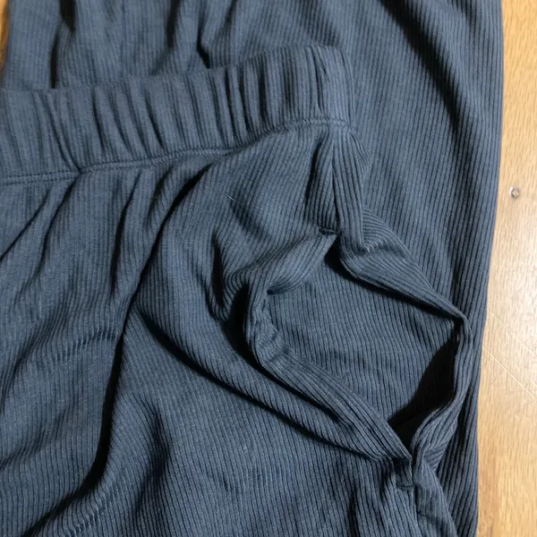 SKIMS Soft Lounge Sleep Set XS - Image 13