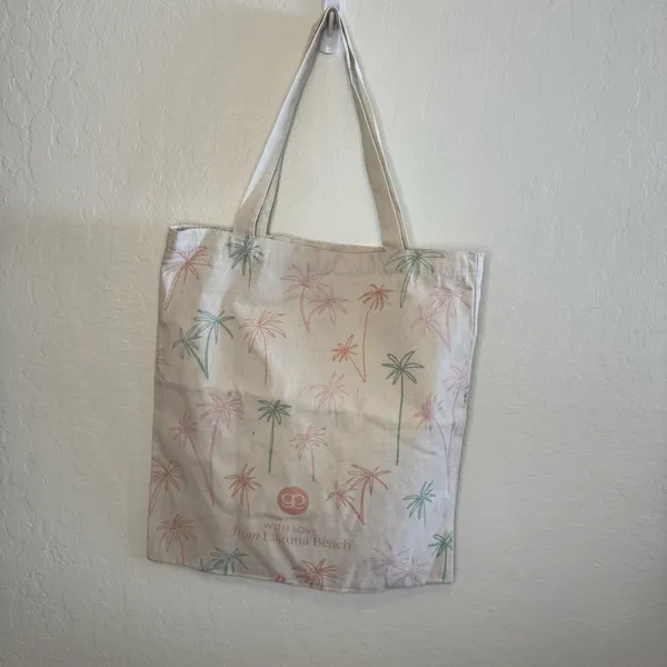 NWOT: Gorjana Palm Tree Print Canvas Tote Bag - Image 9