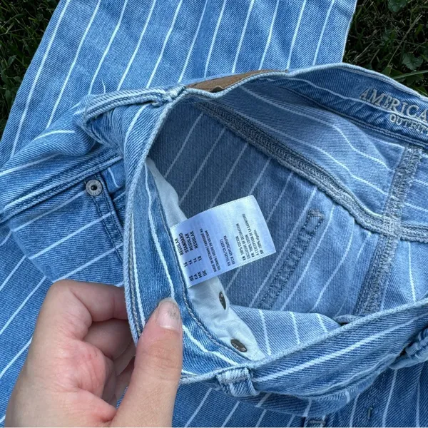 American Eagle Mom Jean Retro Striped - Image 4