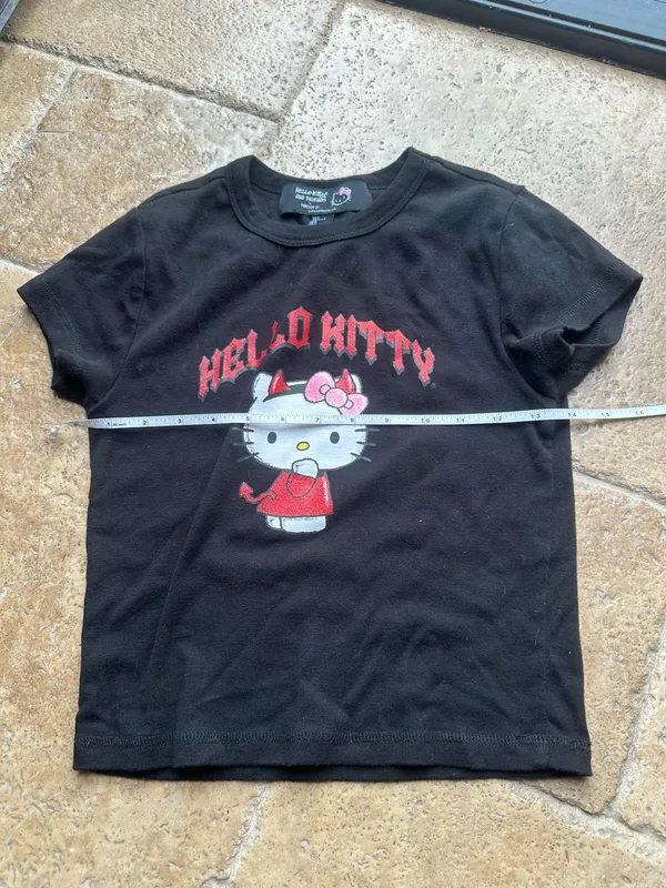 ✨Forever 21 devil hello kitty top  - Image 5