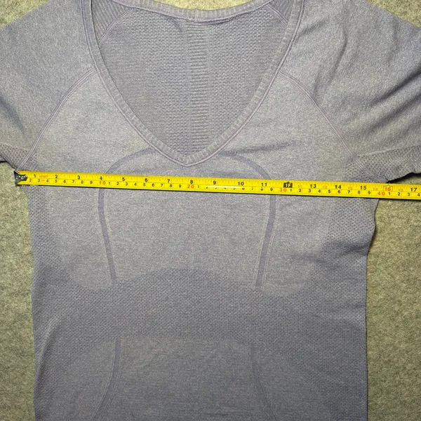 Lululemon Women Short Sleeve Athletic Top Size 6 Heathered Purple - Image 5