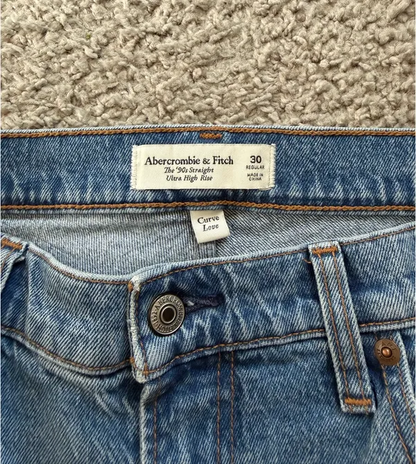 Abercrombie 90s Straight Ultra High-Rise Curve Love - Image 6