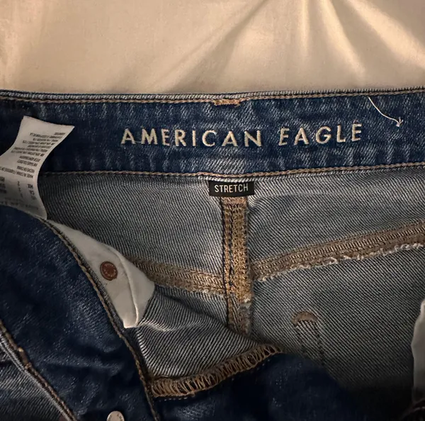 American Eagle mom straight jeans - Image 4