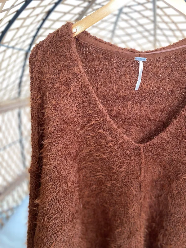 Free People Women’s Icing V Pull Over Sweater Size Medium - Image 5