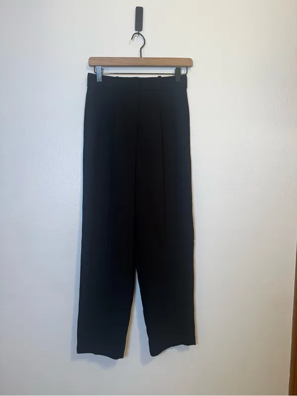 Aritzia‎ Wilfred Carrot Pant - Image 2