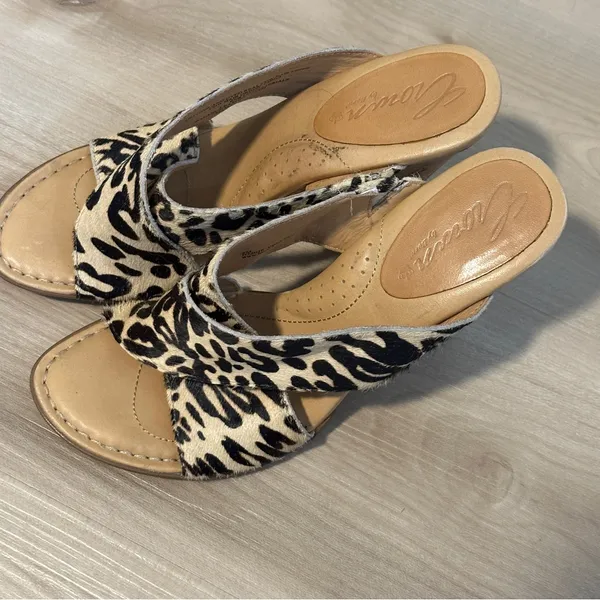 Crown by Born Leopard Print Calf Hair Cork Wedge‎ Sandal 8M Tan Black N22016 - Image 6