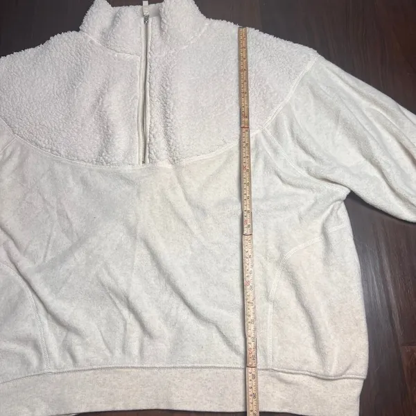 Aerie Women’s Beige Sherpa Quarter Zip Pullover Sweatshirt size XL - Image 5