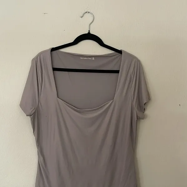Abercrombie & Fitch Women's Gray Bodysuit Size XXL - Image 4