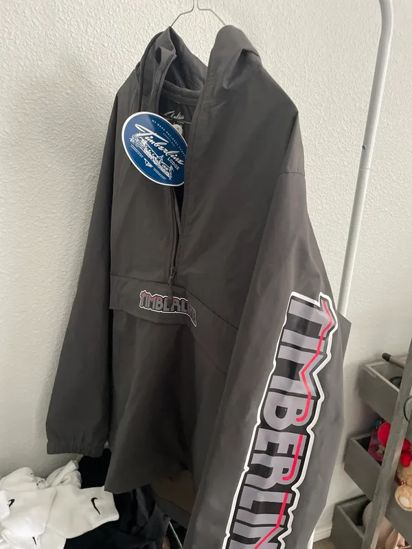 Timberline Lodge Ski Jacket - Image 2