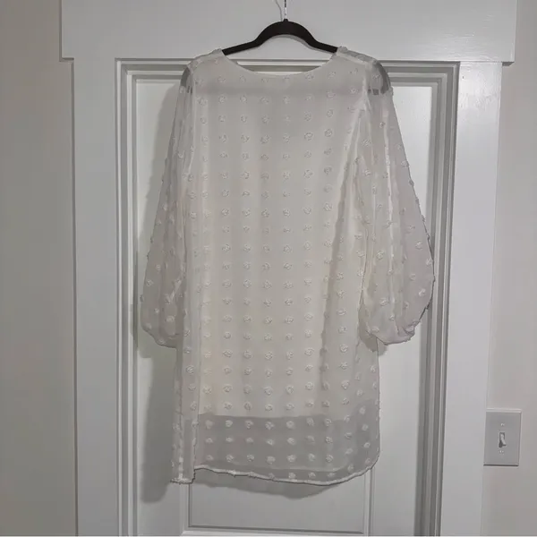 ee:some‎ White Dress - Image 3