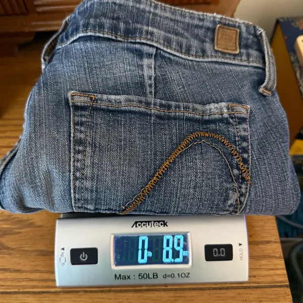 VTG Guess Stretch Denim Jean Shorts Low Rise 28” Waist Distressed 3.5” Inseam - Image 12