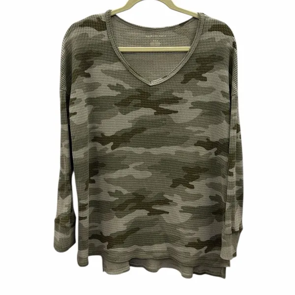 American Eagle Waffle Knit Thermal Green Camouflage V Neck Top Womens Medium - Image 6