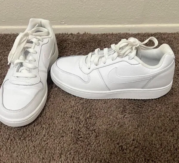 Nike Women’s Shoes - Image 2