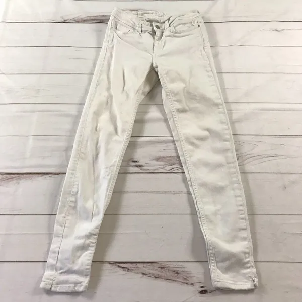 ZARA Women Basic White Denim Straight Fit Jeans - Image 2