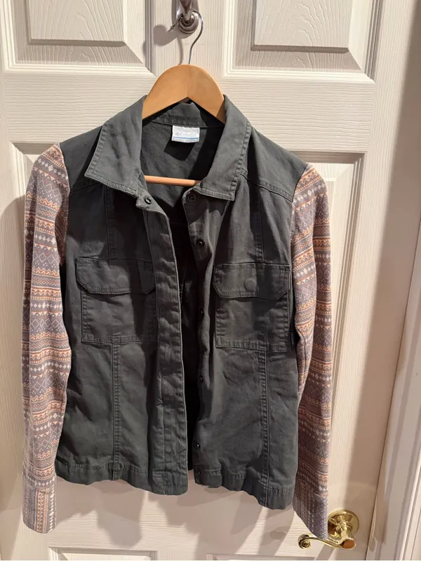 Columbia Safe Green Denim Knit Utility Jacket with Southwestern Aztec print - Image 8