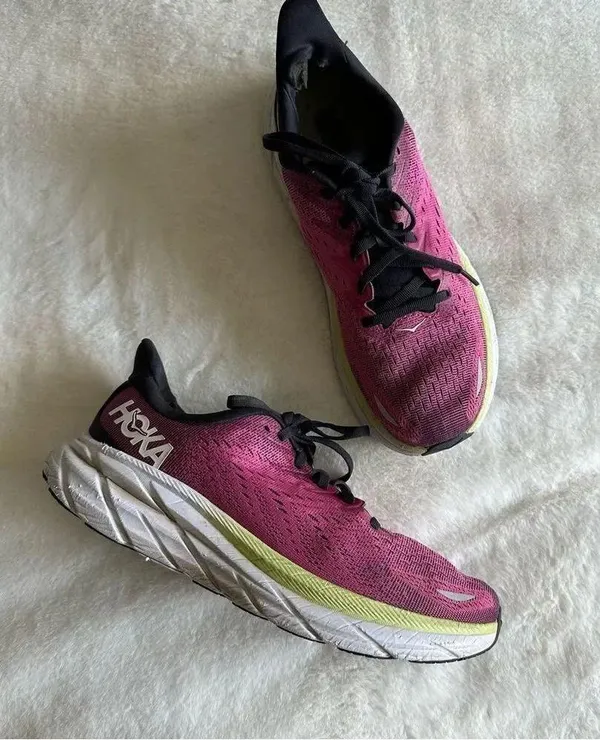 Hoka One One Clifton 8 Ibis Rose Pink Women's Size 9B - Image 5