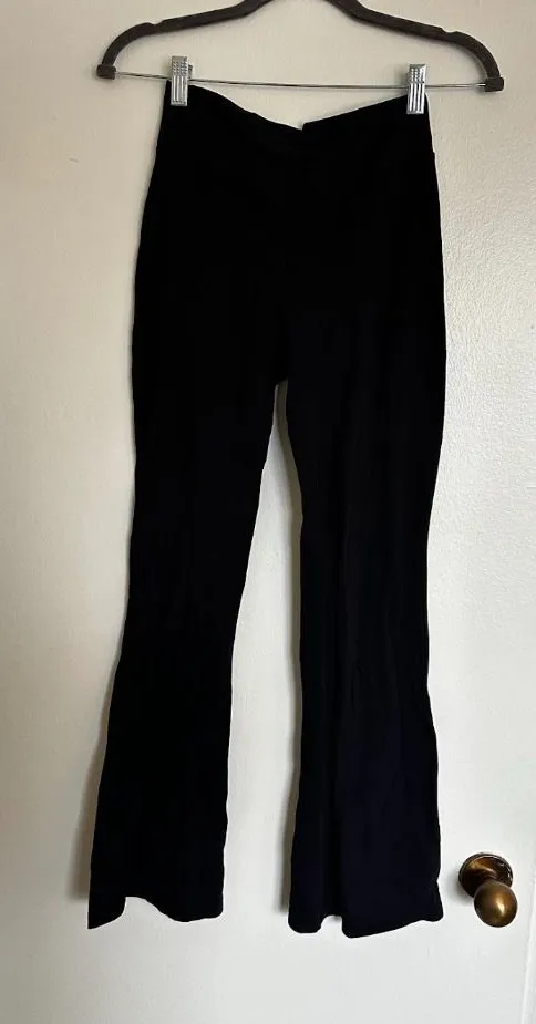 JOLYN Black Crossover Flare Leggings - Image 2