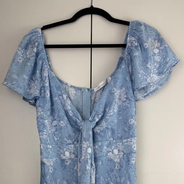 Altar'd State Blue Floral Maxi Dress Short Flutter Sleeve Tie‎ Front Womens S - Image 2