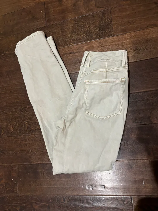 Good American 90s icon jeans in bone - Image 7