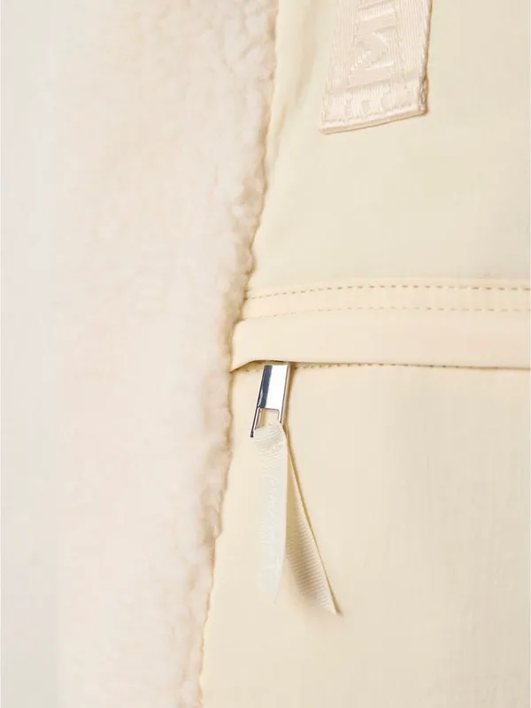 NWT $128 Free People movement slopes Sherpa bucket bag- whipped cream - Image 3
