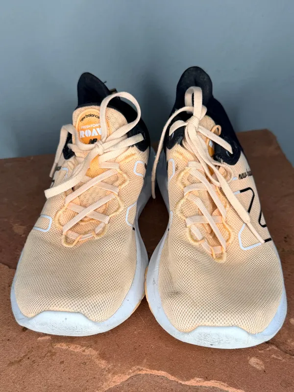 New Balance Roav Athletic Shoes - Image 2