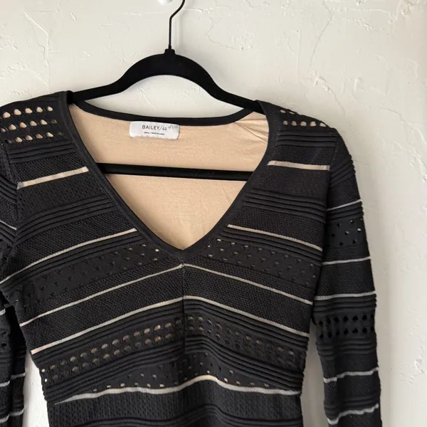 Bailey 44‎ Sweater Y2k Small Black Beige Striped Textured Knit Going Out Top - Image 2