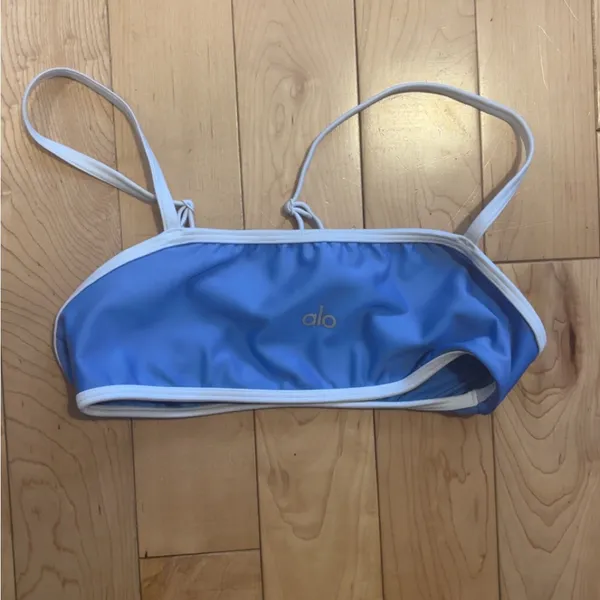 Alo Crystal Clear Blue/White Airlift Set - Image 4
