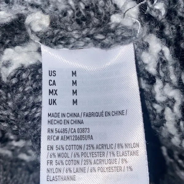 American Eagle Grey Sweater size medium - Image 4