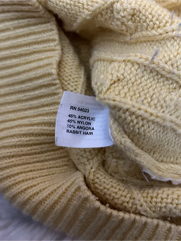 GAP Women's Yellow Cable Knit Crewneck long sleeve Sweater woman’s small - Image 6