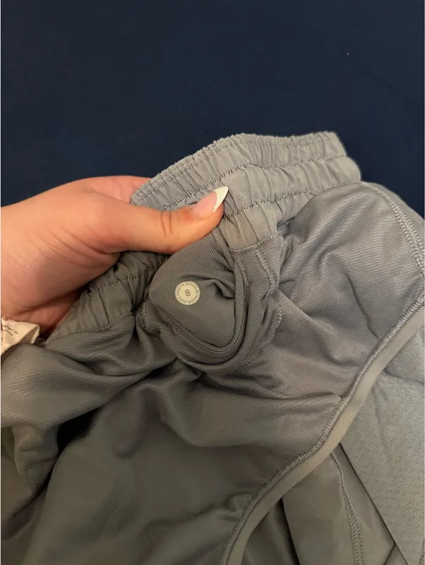 Lululemon Grey Low-Rise Hotty Hot Shorts - Image 6