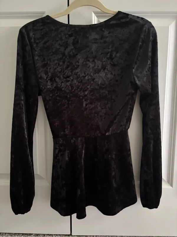 Velvet Wrap Tie Blouse - Black🖤 - Image 3