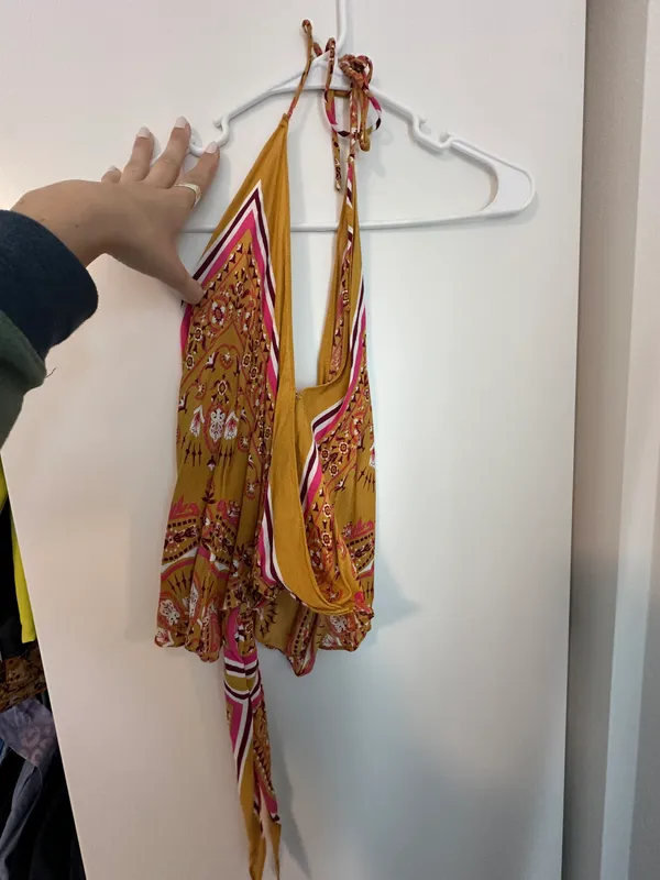 Forever 21 Halter Pink And Yellow Top - Image 4