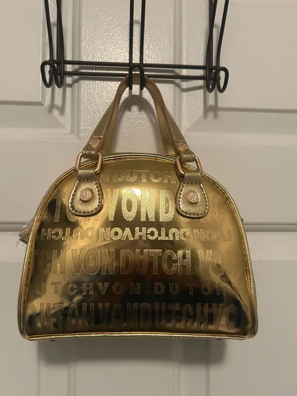 Von Dutch Metallic Gold Bowling Bag VDBB-1004GLD - Image 5